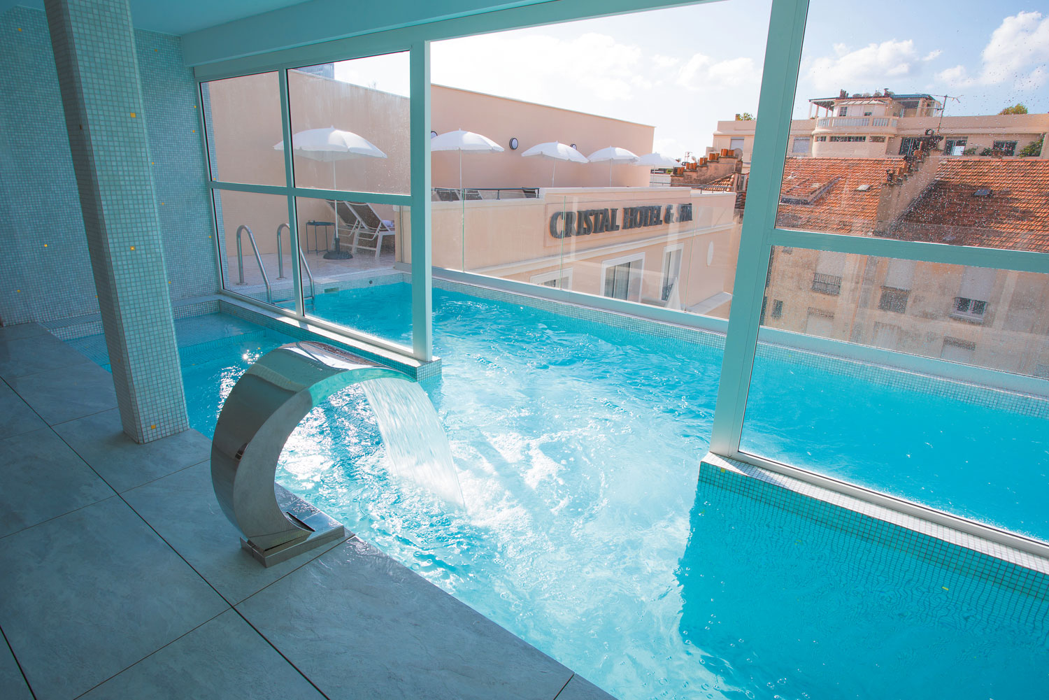 hotel-cristal-cannes-piscine-2